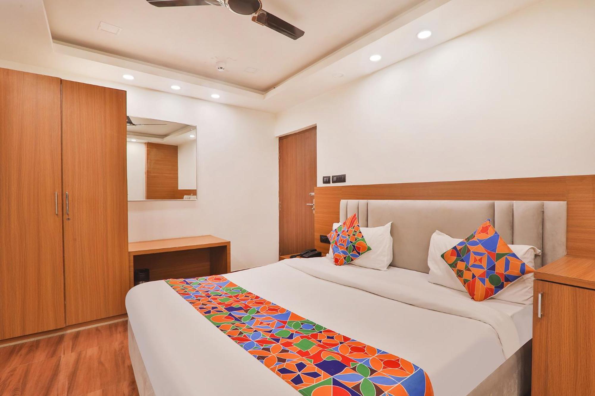 Fabhotel Shaurya Inn Lucknow Exterior foto